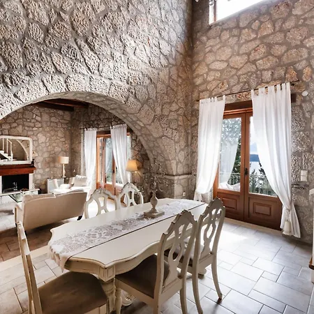 Galini Villa Nidrí